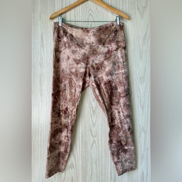 Lululemon Align High-Rise Shine Misty Shell Cacao Diffuse Dot Foil Size 14 LNC - Picture 4 of 8